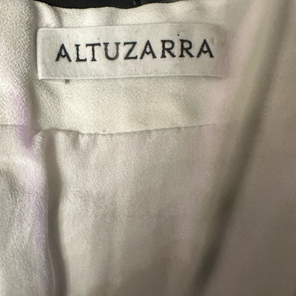 Skirt bundle luxury
Altuzarra skirt size 36
Karl Lagerfeld skirt size 42 - Picture 3 of 8